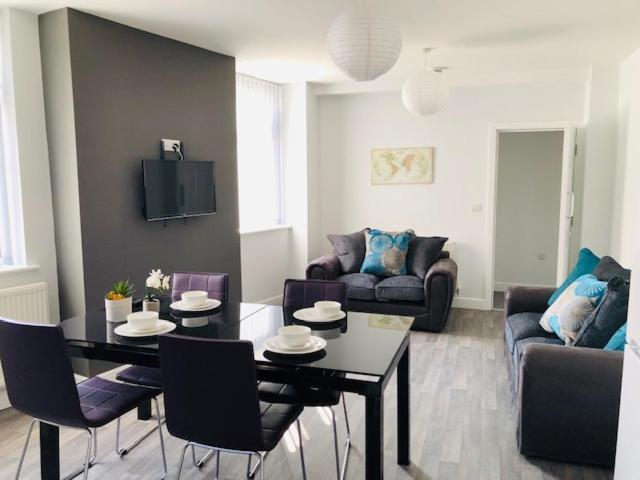Townhouse @ 51 Balfour St, Stoke Hotel Buitenkant foto
