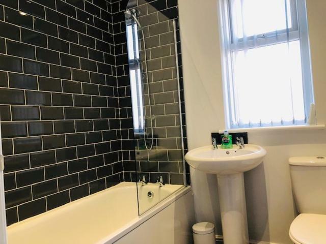Townhouse @ 51 Balfour St, Stoke Hotel Buitenkant foto