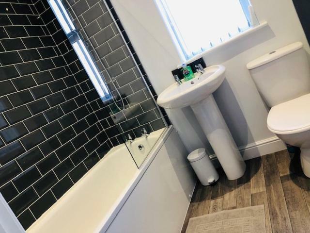 Townhouse @ 51 Balfour St, Stoke Hotel Buitenkant foto